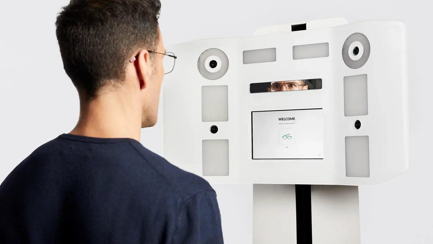 Horizons Optical - Advanced lens centering - Invision Fit AI